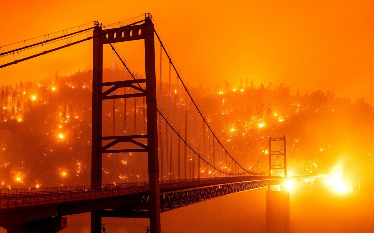 Кліматичний апокаліпсис: Каліфорнія горить немов у пеклі
