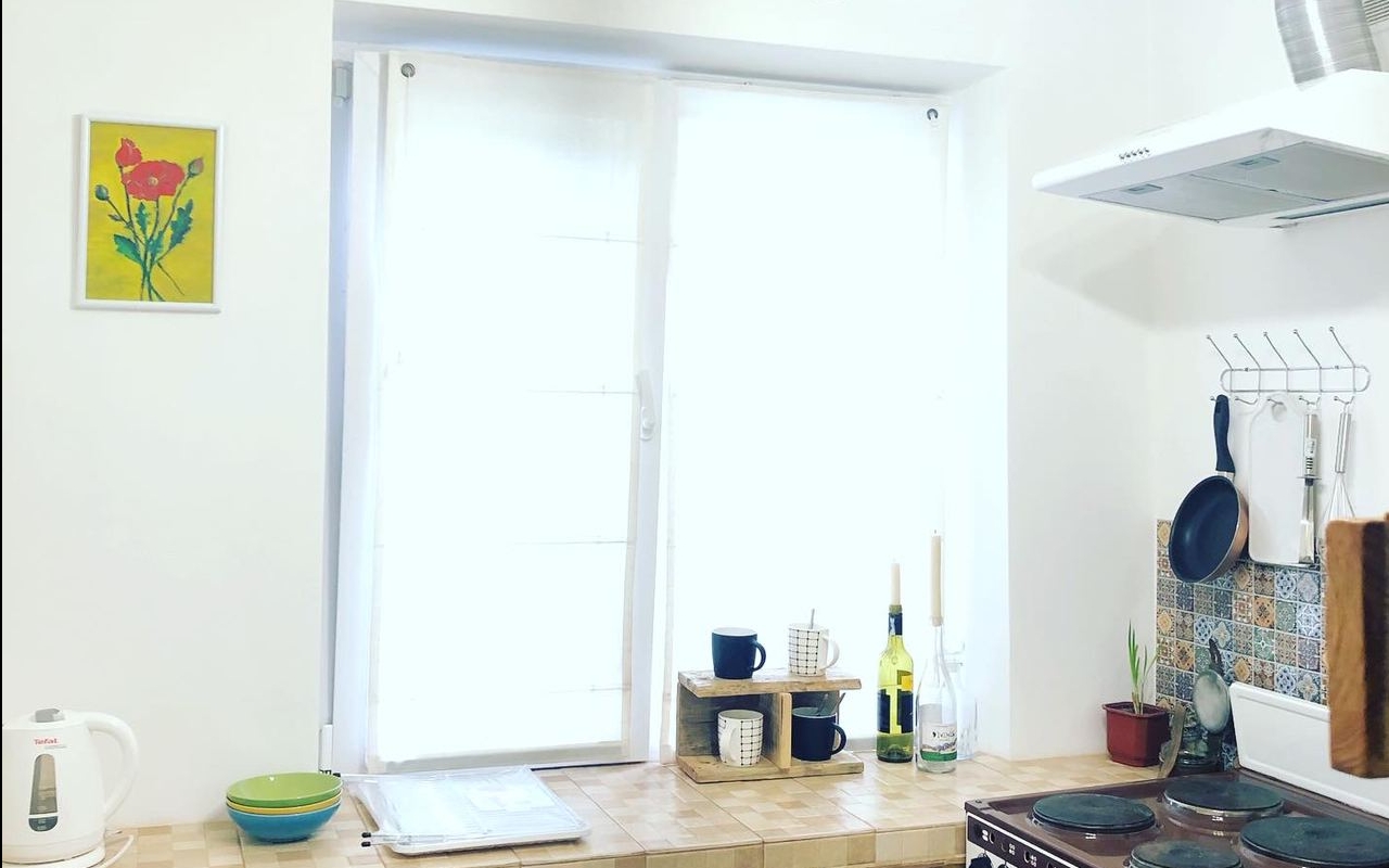 Реальна мінімалістична DIY квартира у сучасному стилі в Нікополі