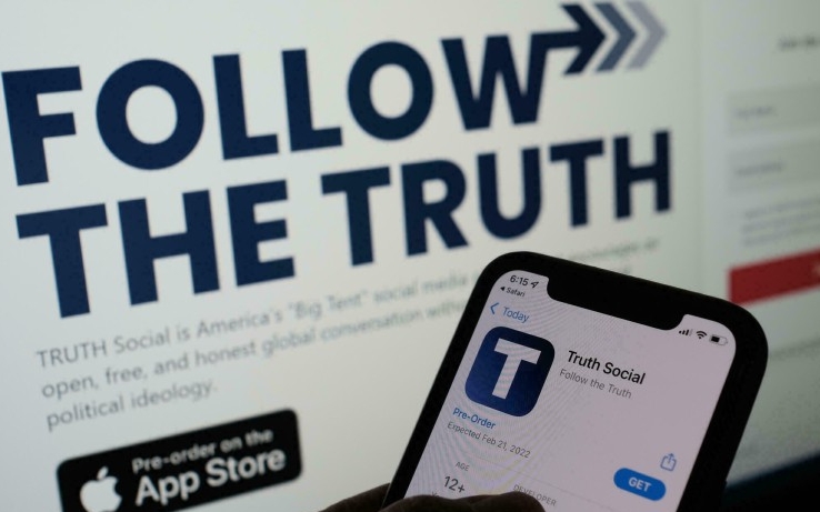 Нова вільна соцмережа TRUTH Social 