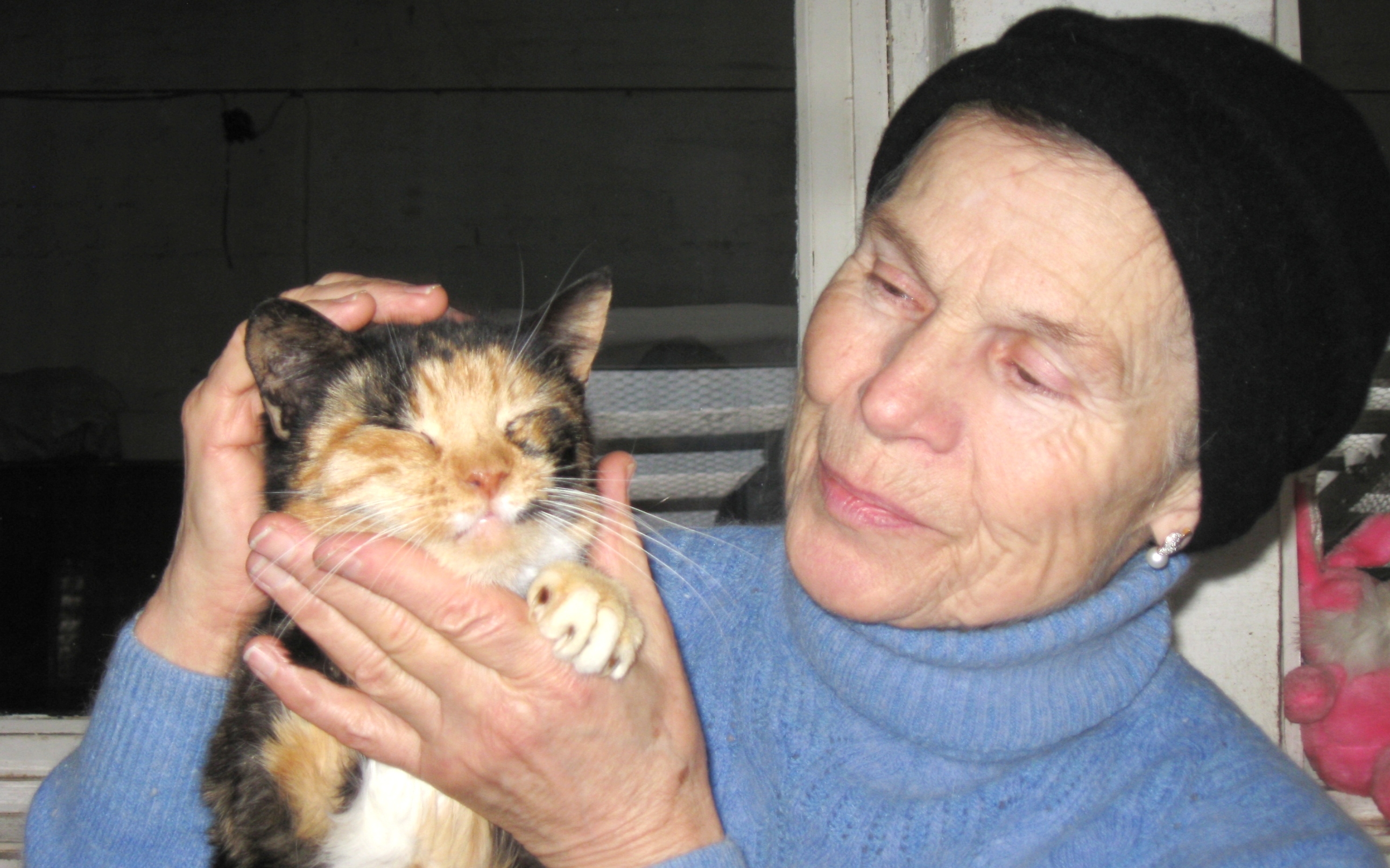 77-річна власниця притулку для тварин у Гостомелі розповіла, як пережила окупацію