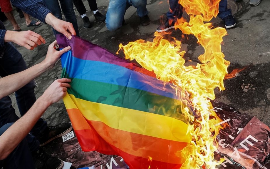 Українці хочуть гей-весілля та легалізації прав ЛГБТ+