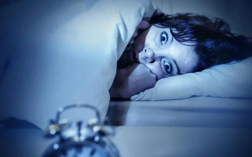 Виспатися за умов війни: як упоратися з порушенням режиму сну?