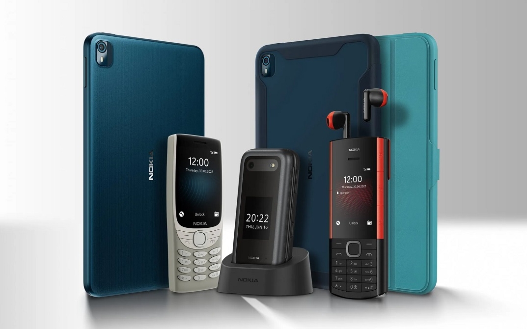 Представлений телефон Nokia 5710 XpressAudio із вбудованими навушниками та зарядкою для них