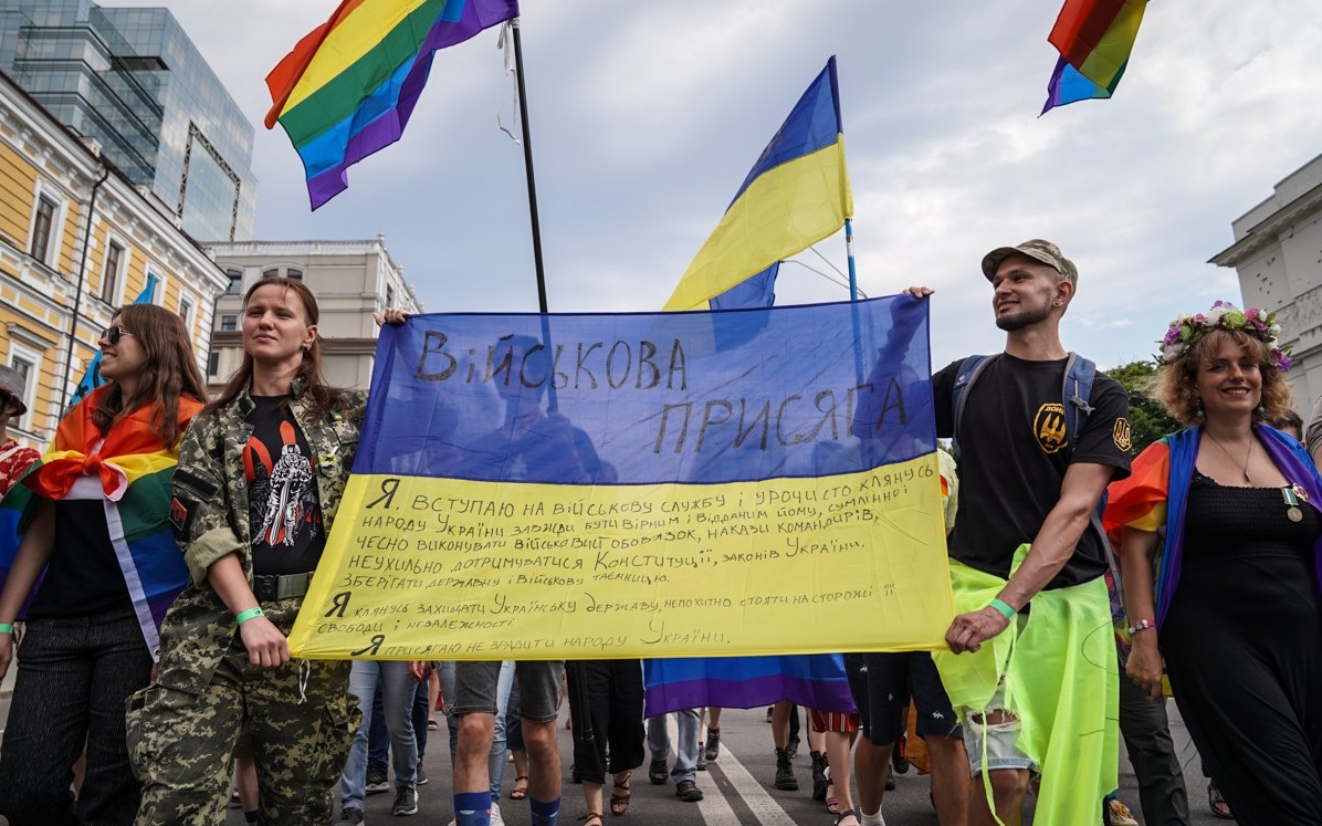 ЛГБТ-військові України вимагають узаконити їх сім'ї