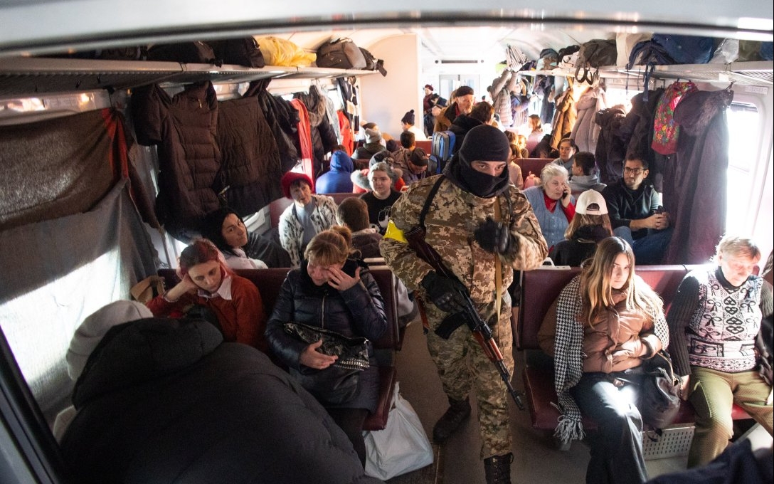 Евакуація міста Нікополь - розклад руху потяга