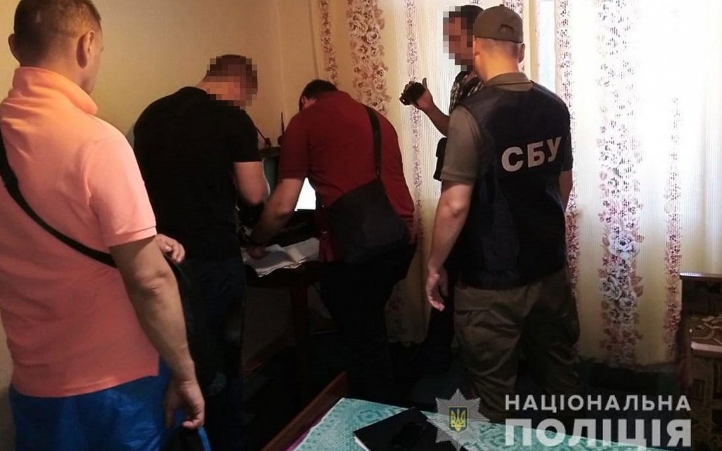 Поліція та спецслужби затримали двох колаборантів у Павлограді
