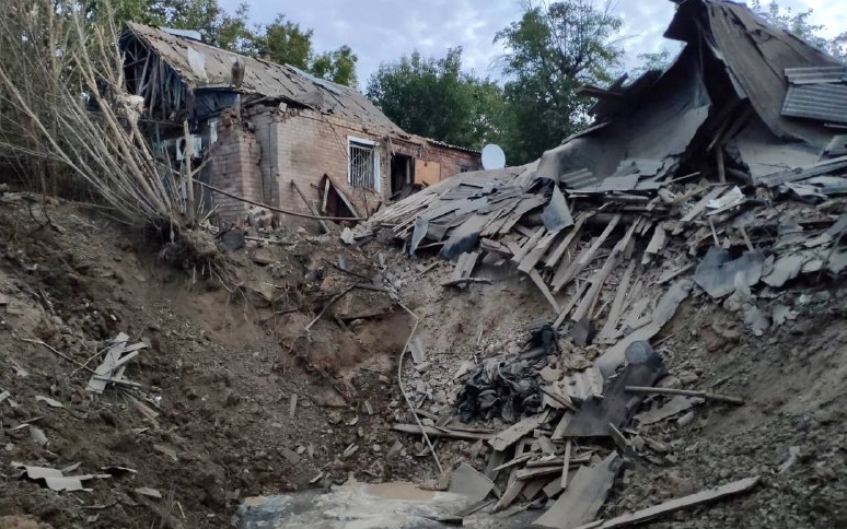 Окупанти зруйнували цехи підприємства та знищили 5 тон сіна на Дніпровщині