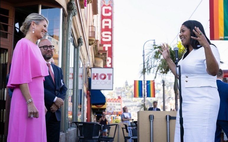 Королева Нідерландів відвідала гей-бар у Сан-Франциско
