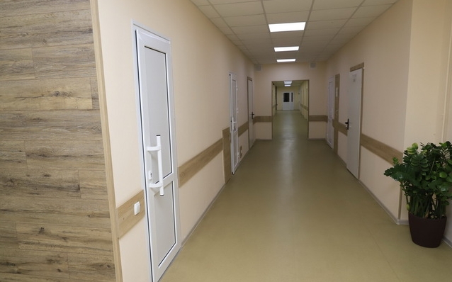 Якісні ремонти та сучасне обладнання: як змінюються відділення однієї з найбільших лікарень Дніпра