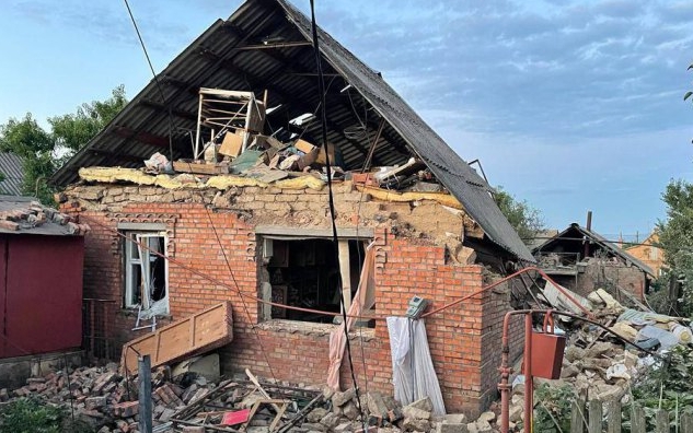 Обстріли Нікополя 14 вересня: пошкоджено до 20 будинків