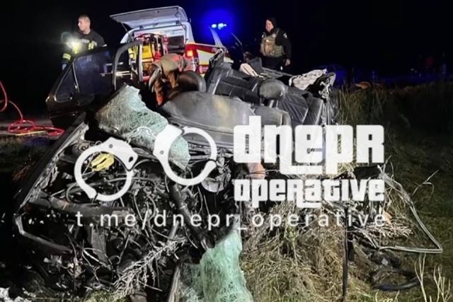 Жахлива аварія на трасі Дніпро - Нікополь: троє людей загинули