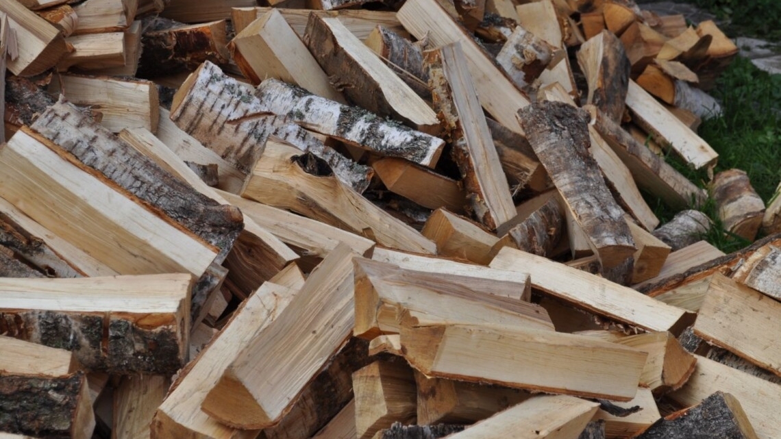 Де отримати дрова у Нікополі, щоб пережити зиму?