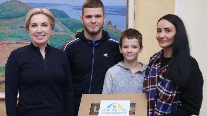 Україна повернула ще двох дітей із лап загарбників