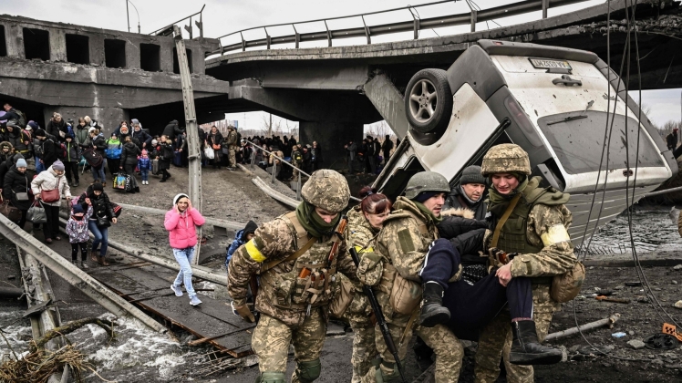 «Гуманітарна катастрофа та катастрофа з правами людини» в Україні