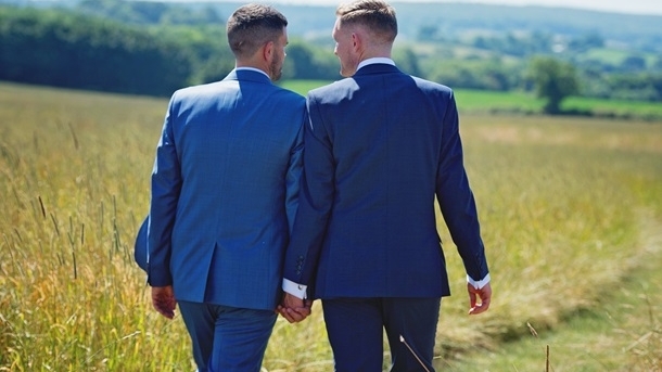 В Естонії легалізували одностатеві шлюби.