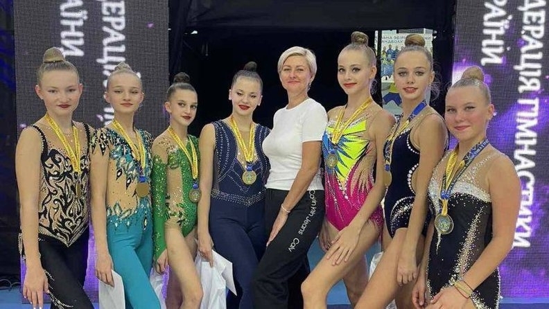 Гімнастки з Нікополя отримали медалі на всеукраїнських змаганнях