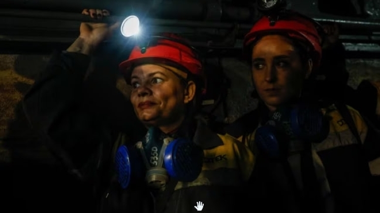 Жінки працюють на шахтах Дніпровщини