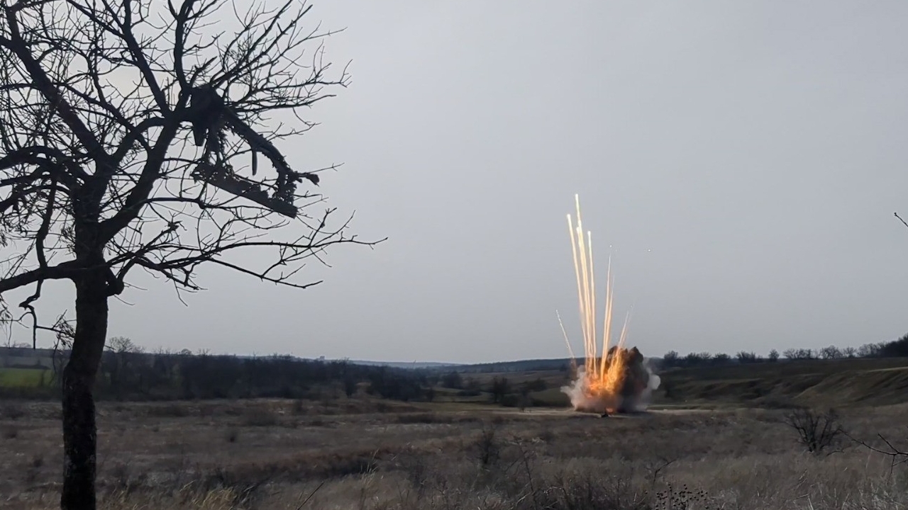 У Кривому Розі знешкодили бойову частину ракети Х-59