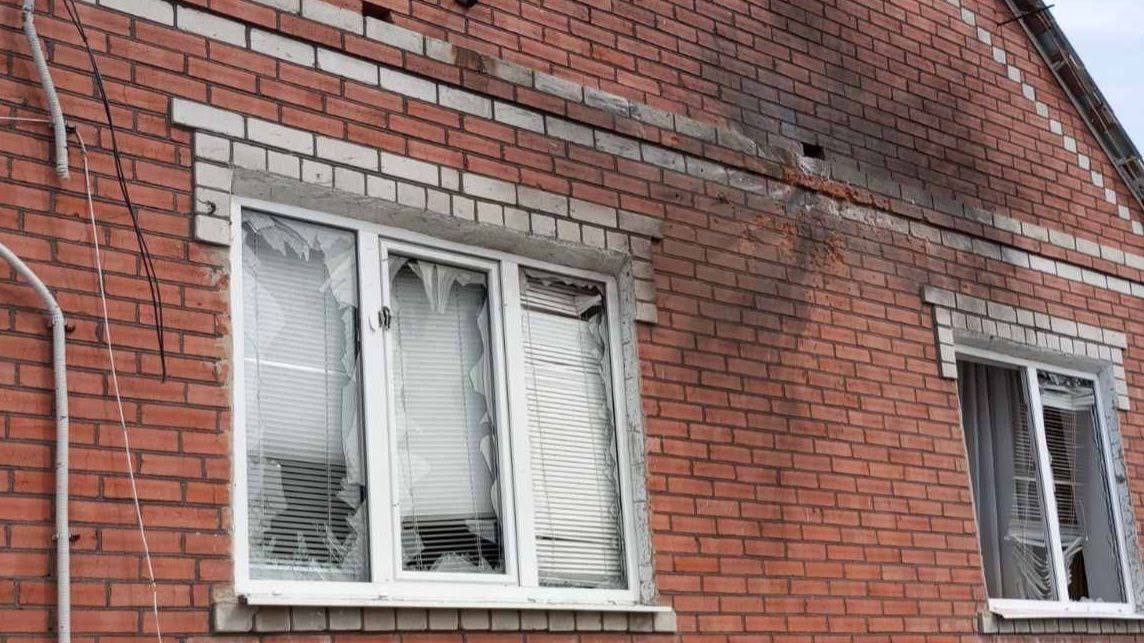 Ситуація 29 березня: внаслідок обстрілу у Мирівці загинув чоловік, у Нікополі потрощило будинки