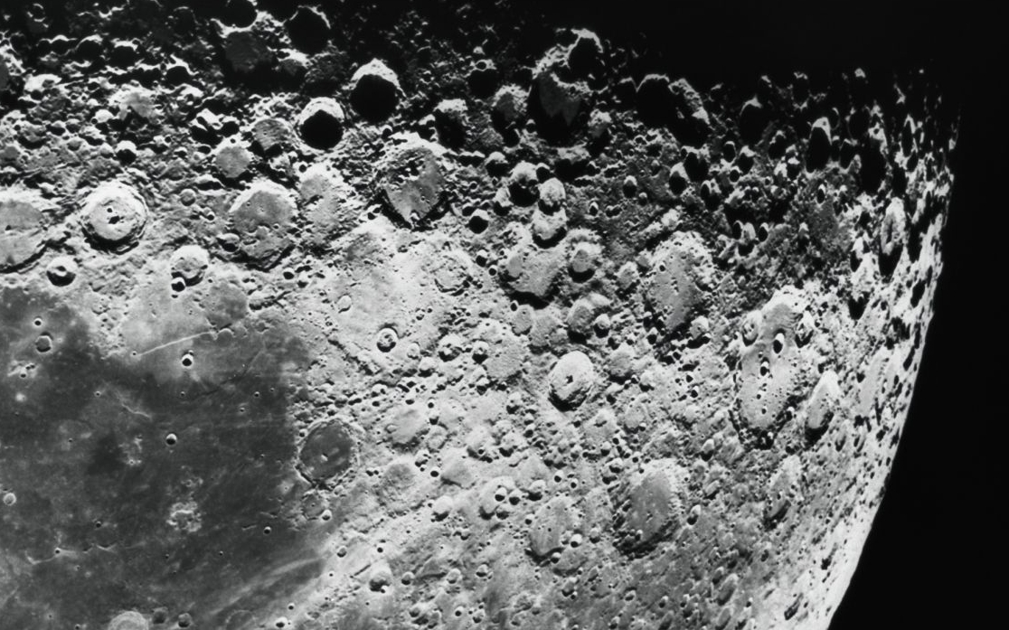 NASA хоче відправити на Місяць 100 кг обладнання. Список включає вимірювальні лазери та камери